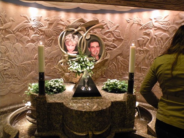  Mémorial Diana, chez Harrod's